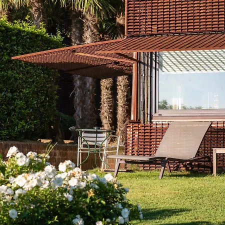 Le Saint-james 4*