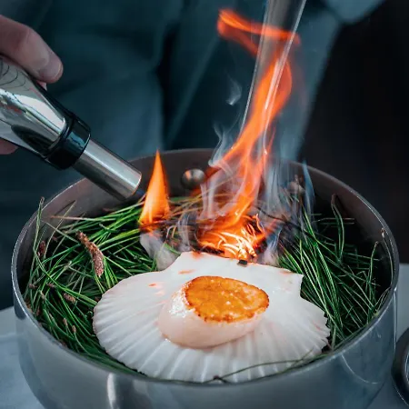 Le Saint-james Hotel