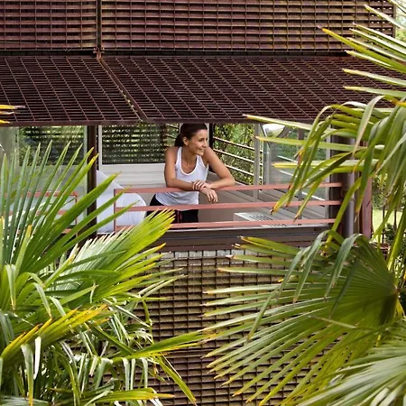 Le Saint-james Hotel 4*