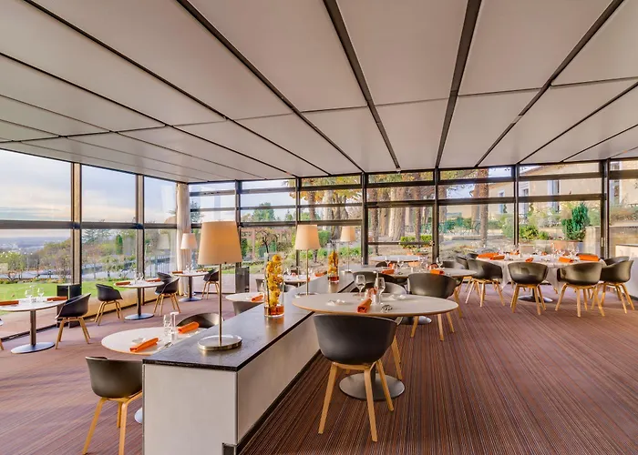 Le Saint-james Hotel