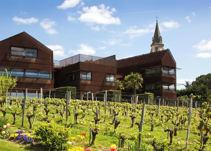 Hotel Le Saint-james 4*